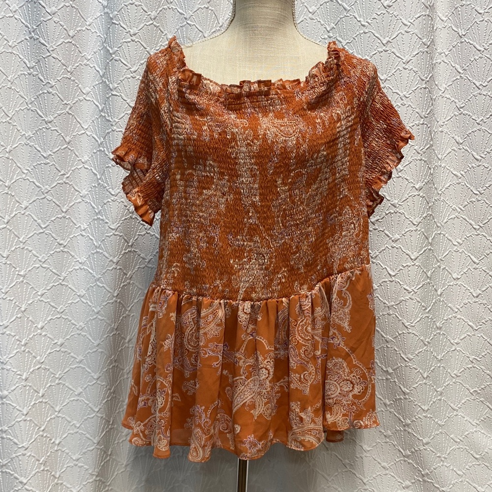 Cato‎ 22/24W coral Paisley Ruffle smocked Blouse stretch comfy off shoulder sexy